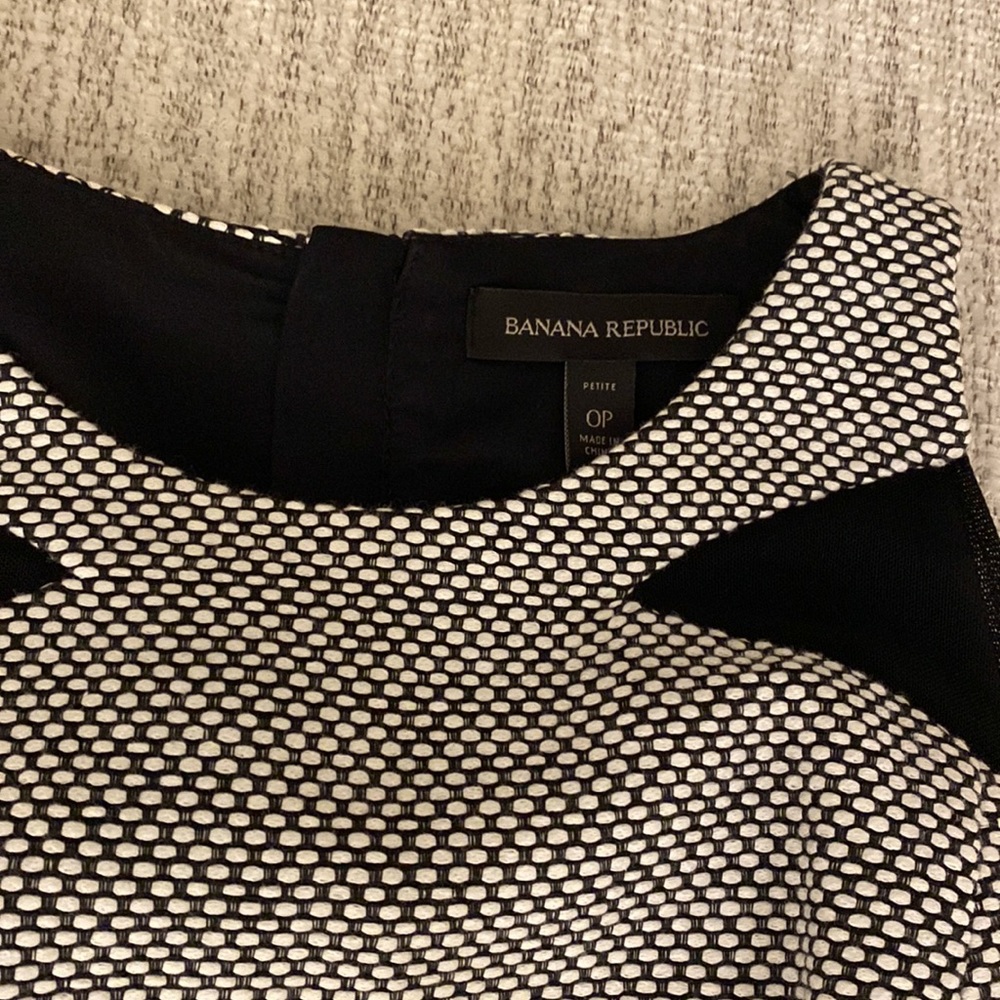 Tweed Dress - Picture 2 of 3